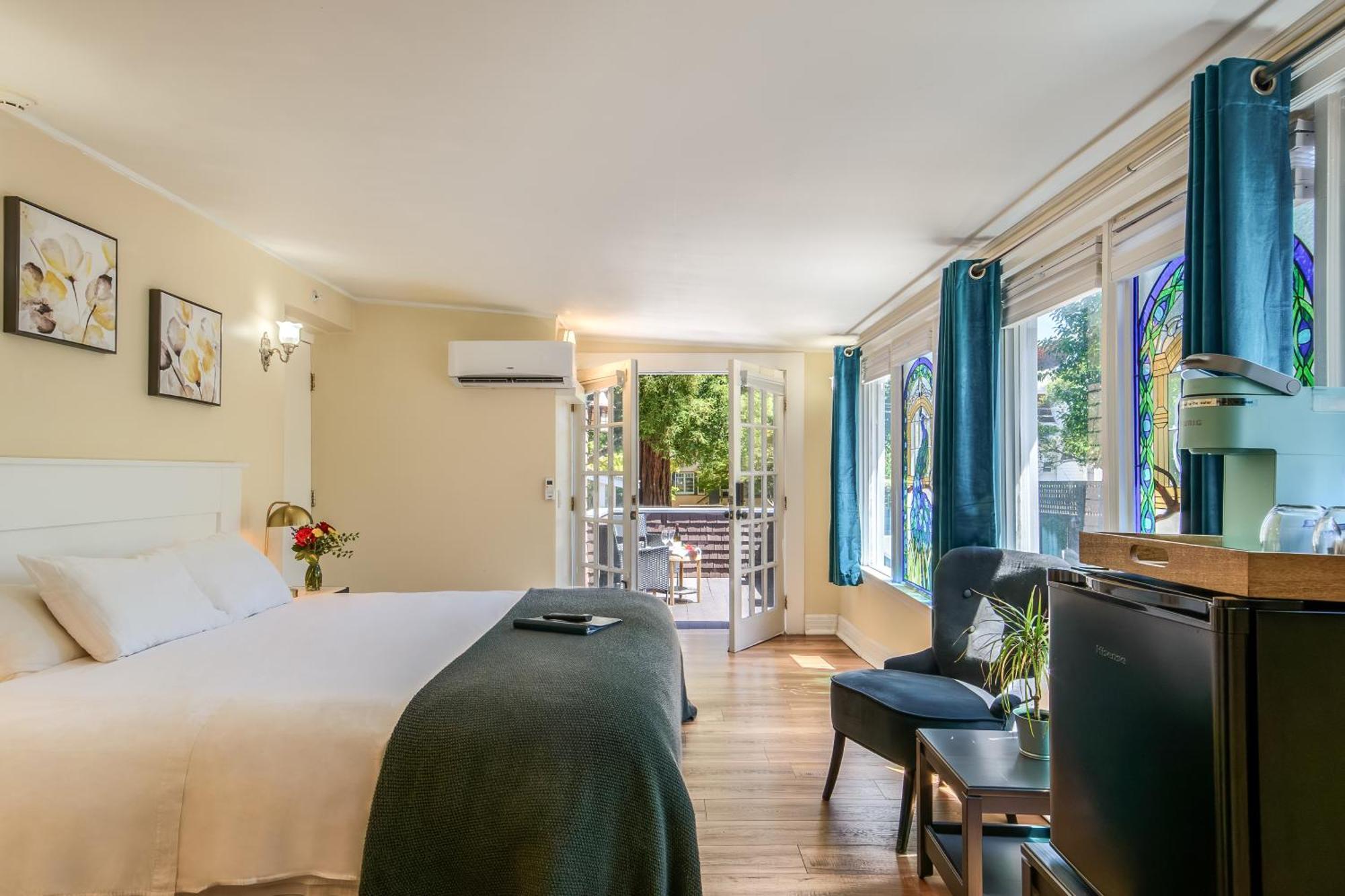 Cedar Gables Inn Napa Exterior photo